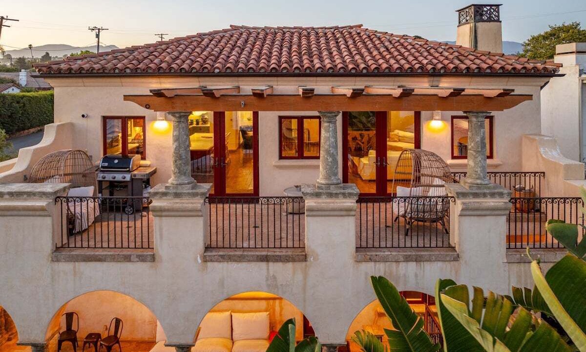 Photo of Patio Balcony in West Mesa
