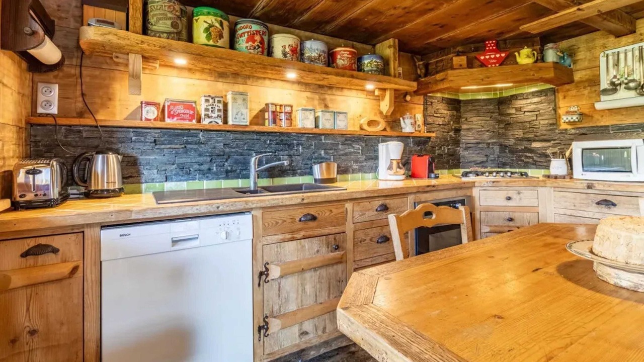Photo of Kitchen in Saint-Nicolas-la-Chapelle