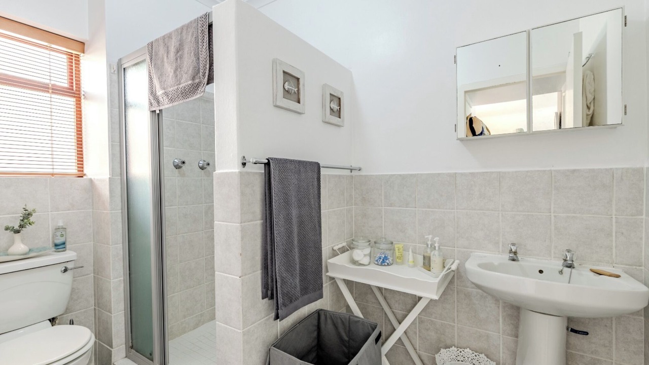 Photo of Bathroom in Westcliff