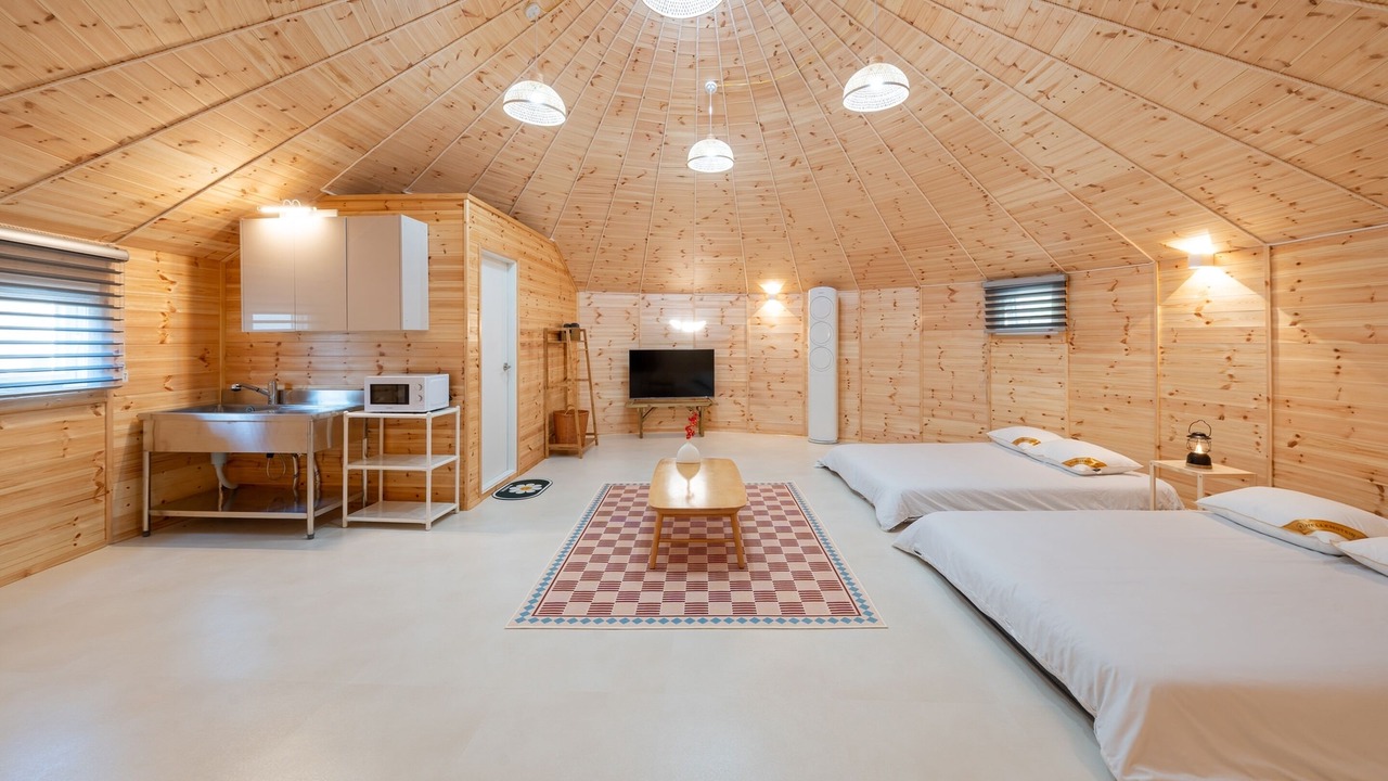 Photo of Bedroom in Buk