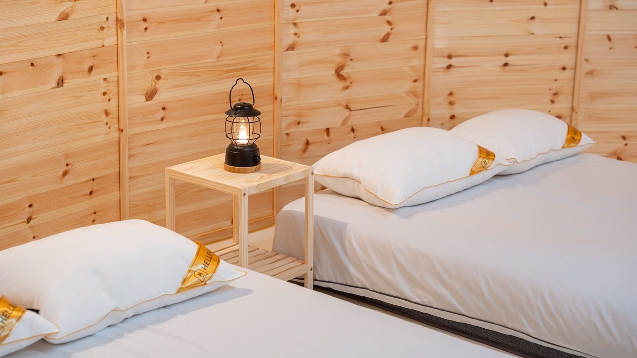 Photo of Bedroom in Buk