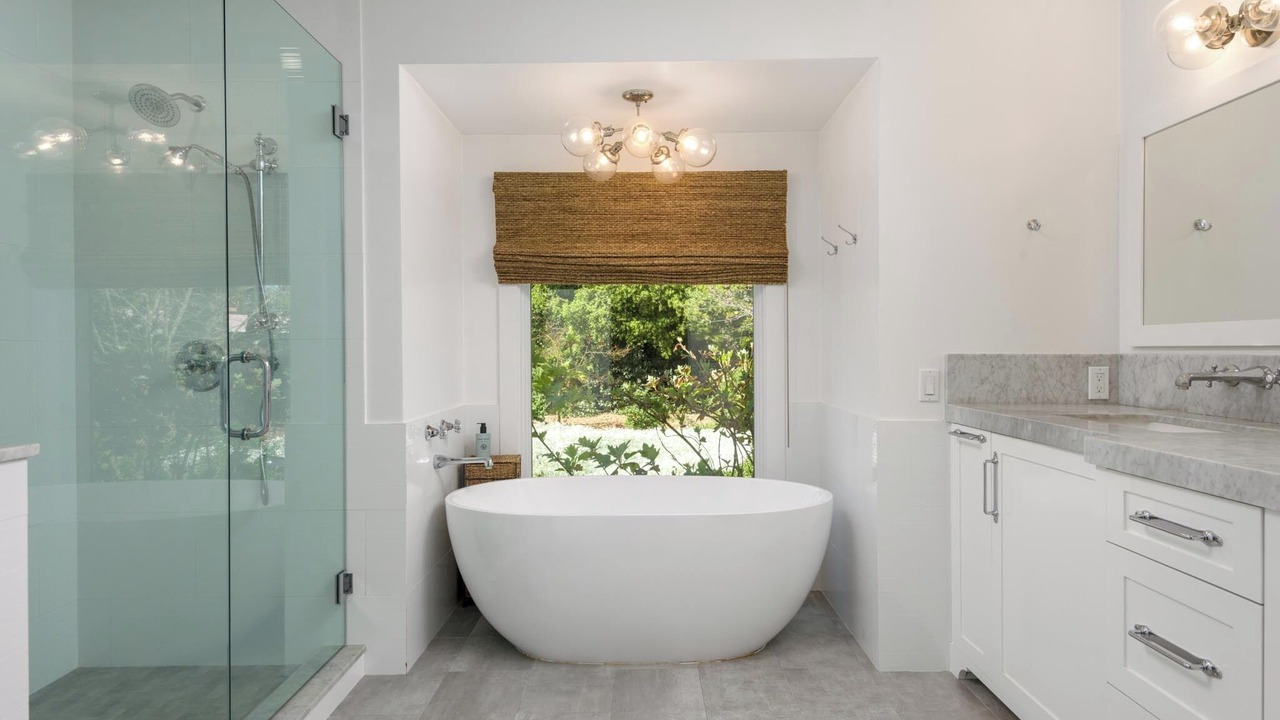 Photo of Bathroom in Hope Ranch