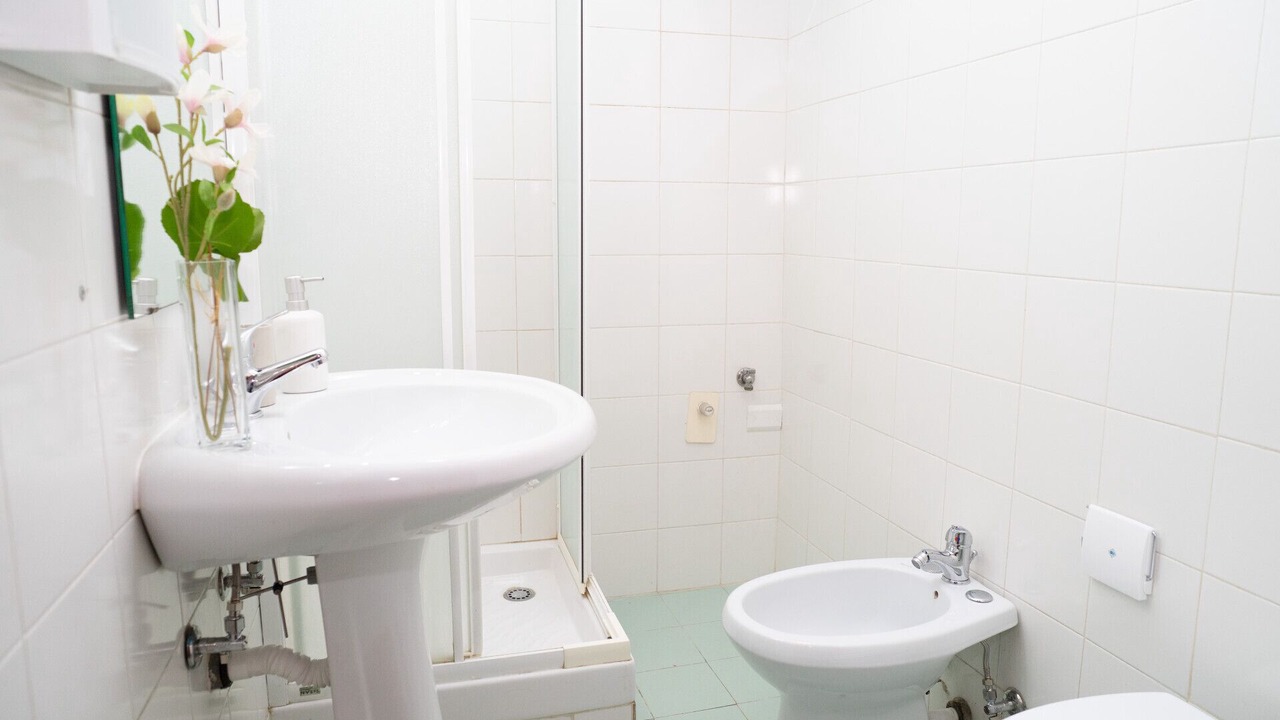 Photo of Bathroom in Universita