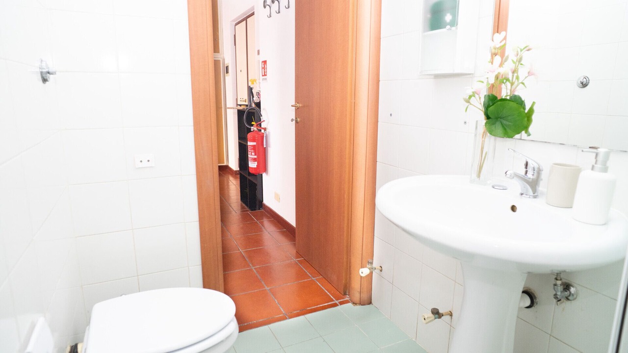 Photo of Bathroom in Universita