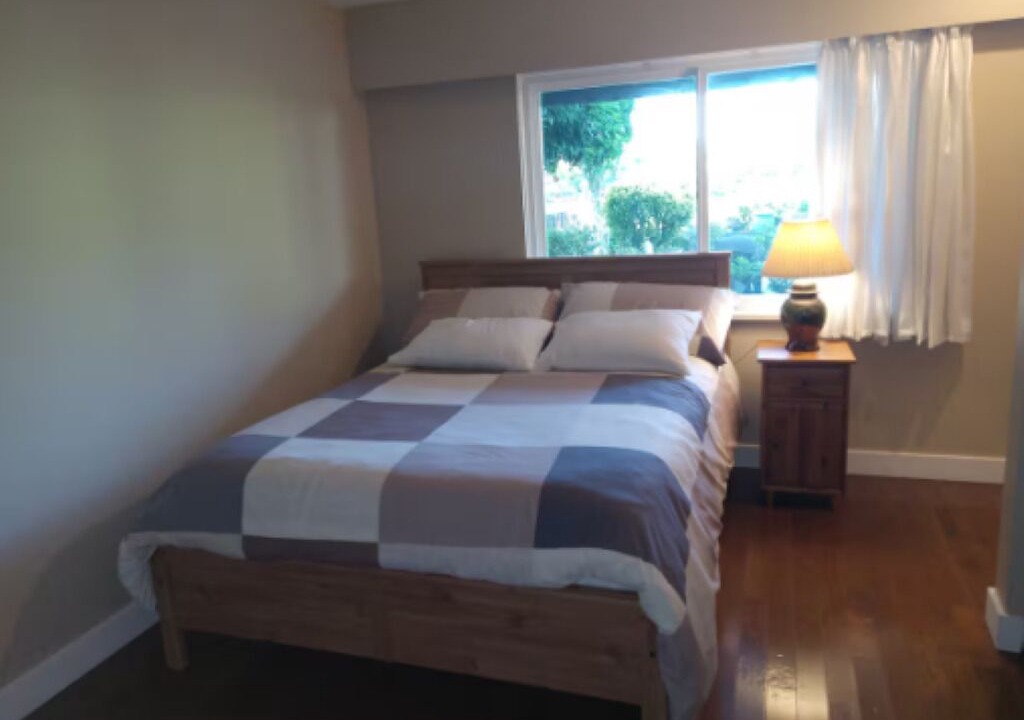 Photo of Bedroom in Hollyburn