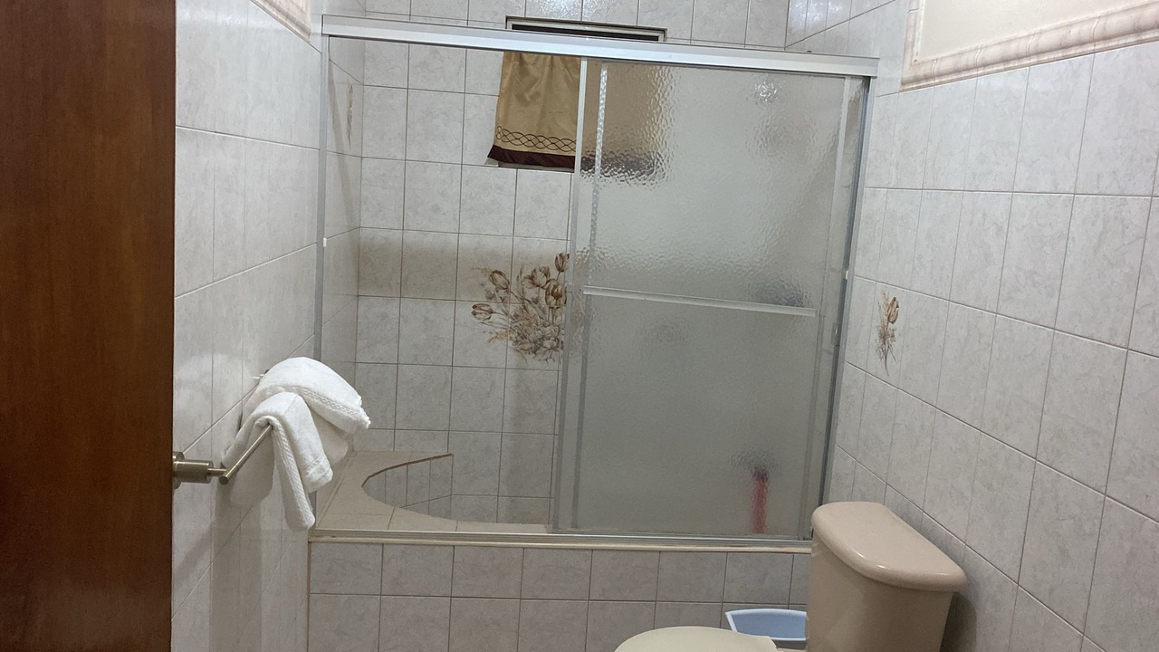 Photo of Bathroom in George Hill