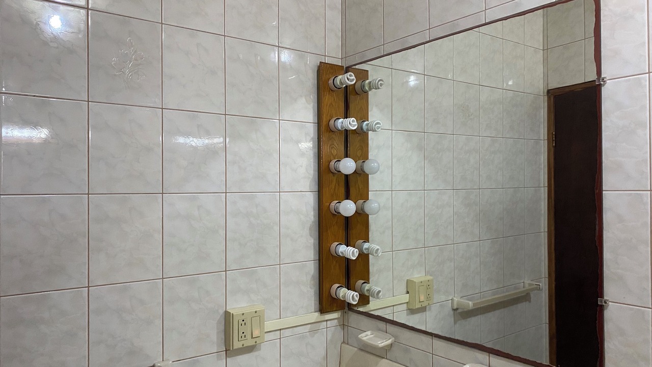 Photo of Bathroom in George Hill