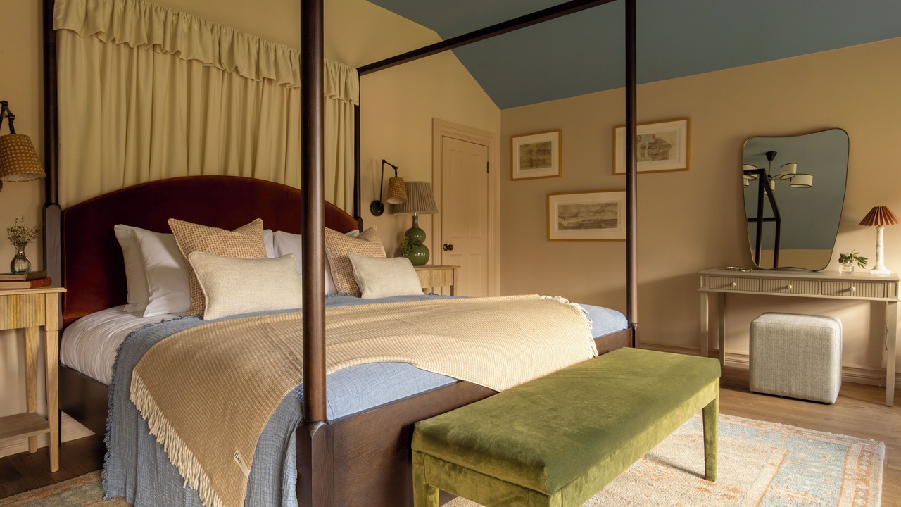 Photo of Bedroom in Penicuik