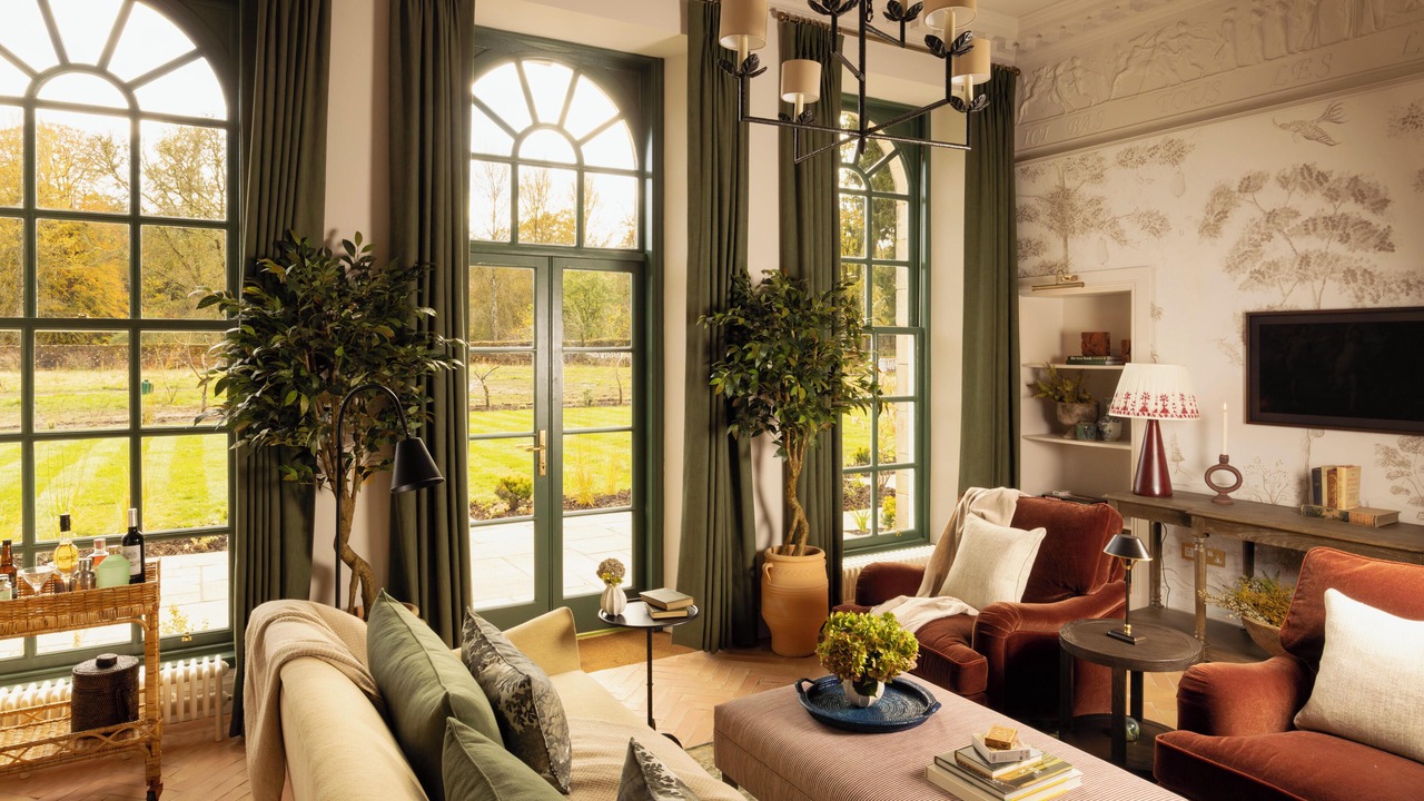 Photo of Livingroom in Penicuik