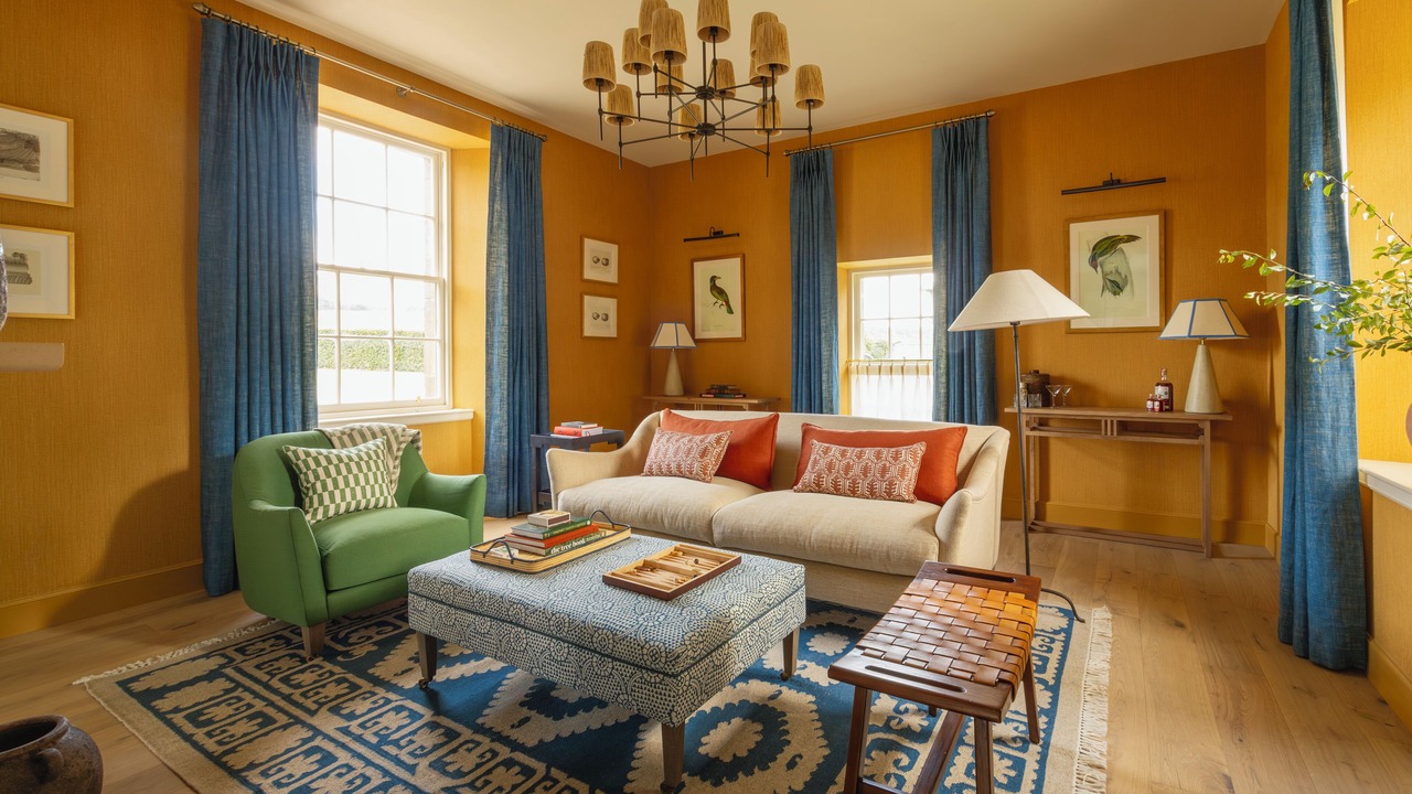 Photo of Livingroom in Penicuik