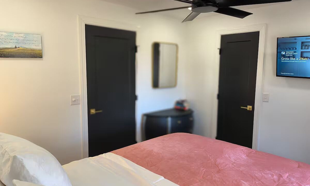 Photo of Bedroom in Jonesville