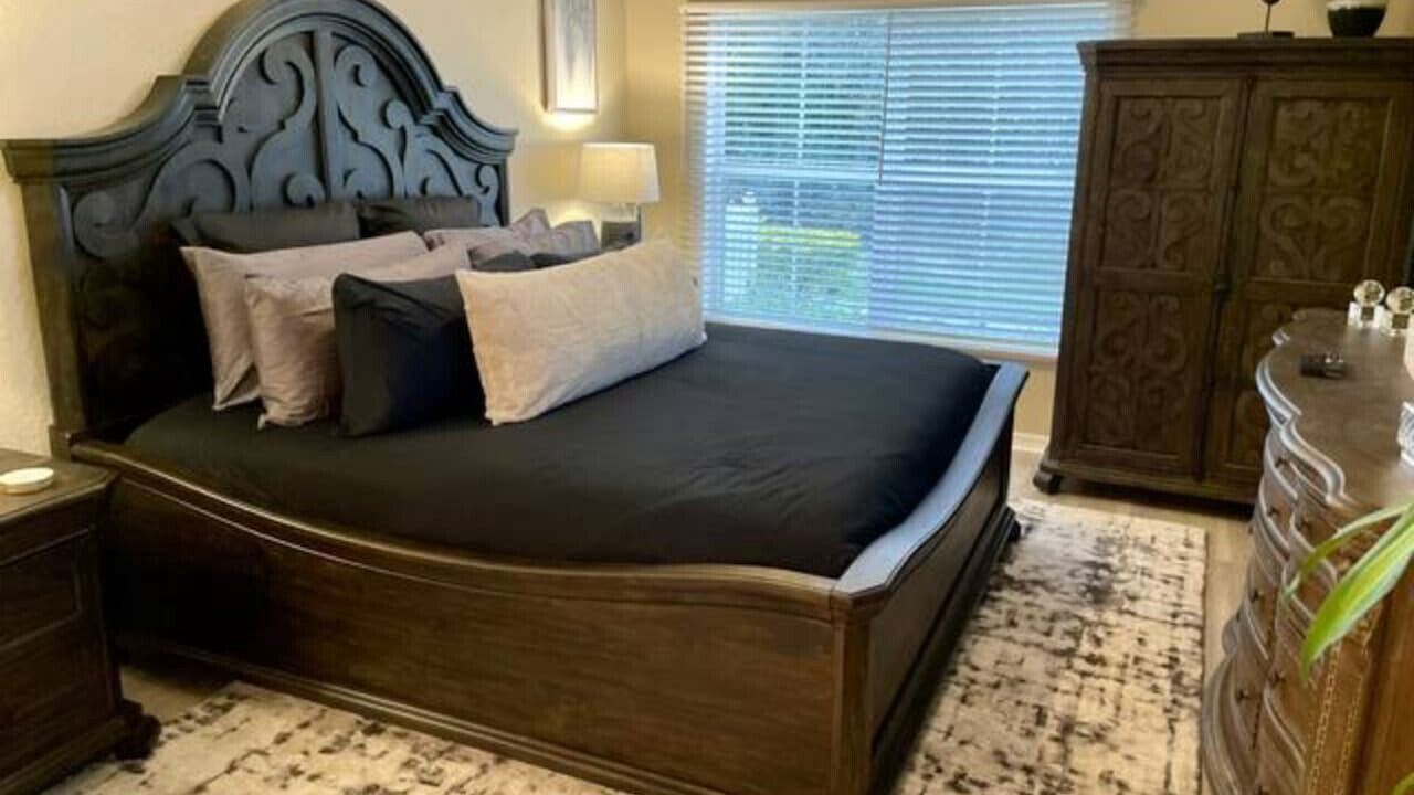 Photo of Bedroom in Venetian Bay Villages
