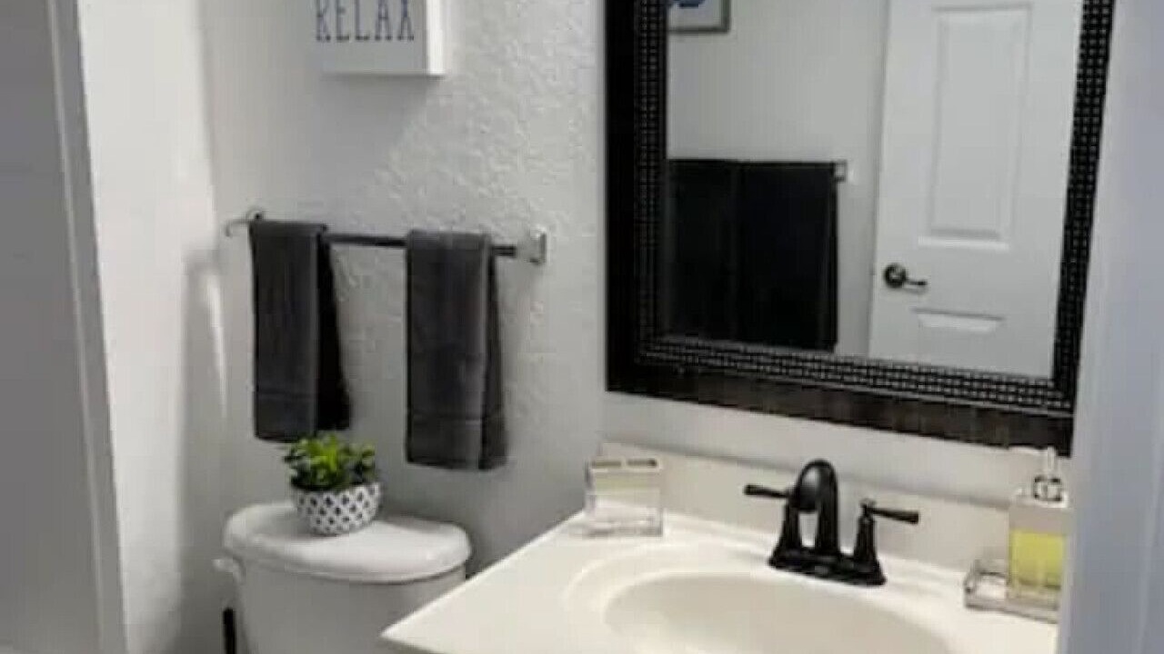 Photo of Bathroom in Venetian Bay Villages