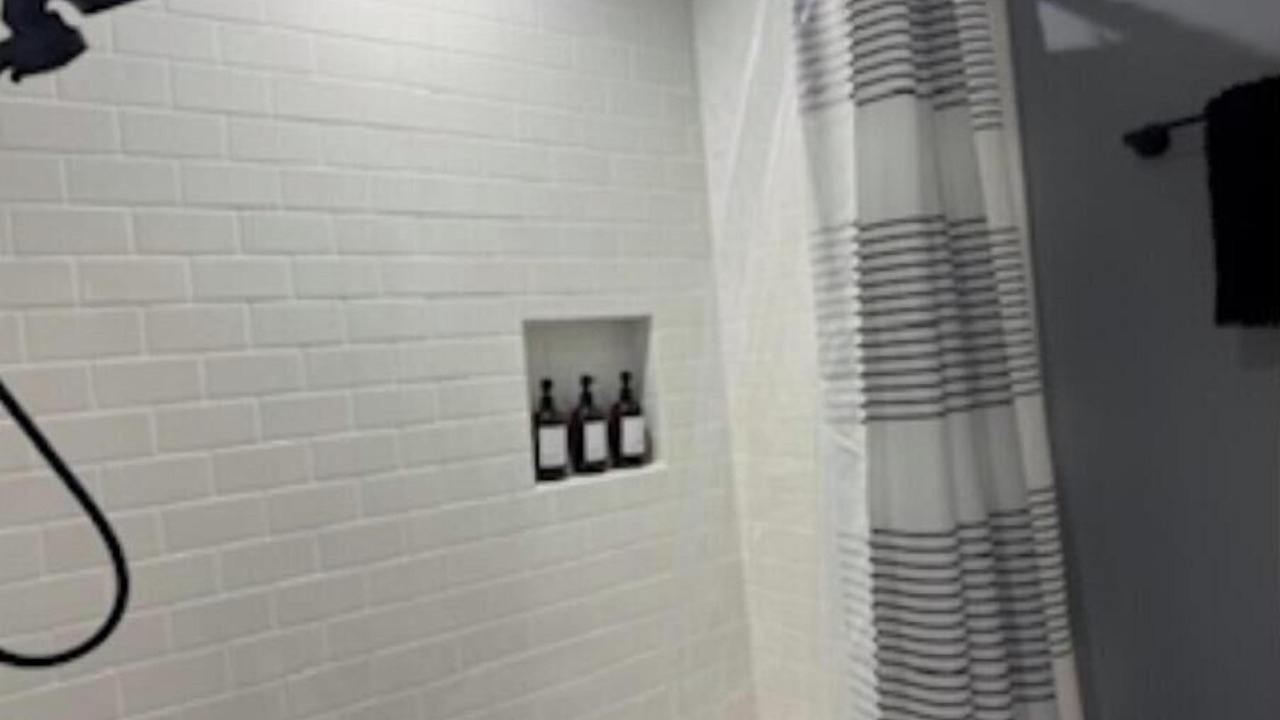 Photo of Bathroom in Taylorville