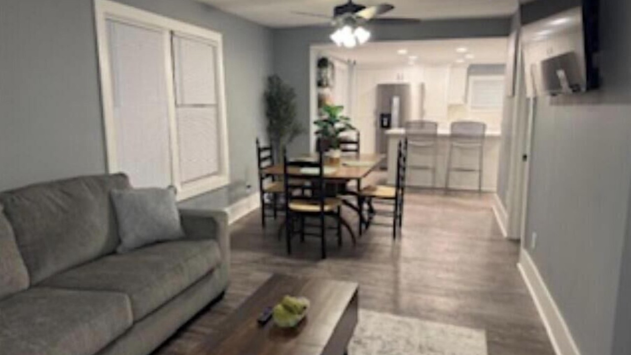 Photo of Livingroom in Taylorville