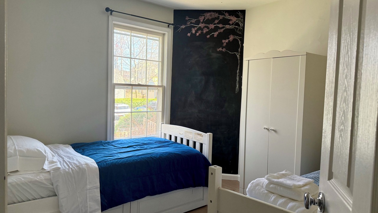 Photo of Bedroom in Gaithersburg