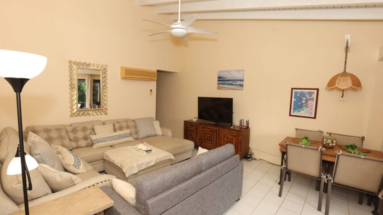 Photo of Livingroom in Estate Carlton 1 North