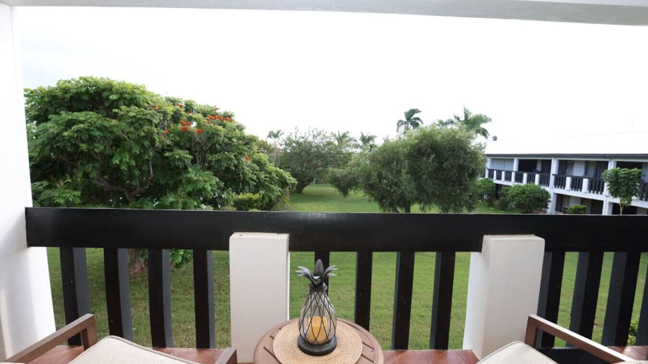 Photo of Outdoor in Estate Carlton 1 North