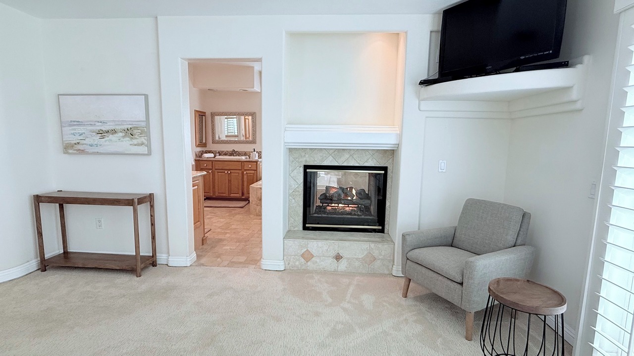 Photo of Livingroom in Oxnard Shores