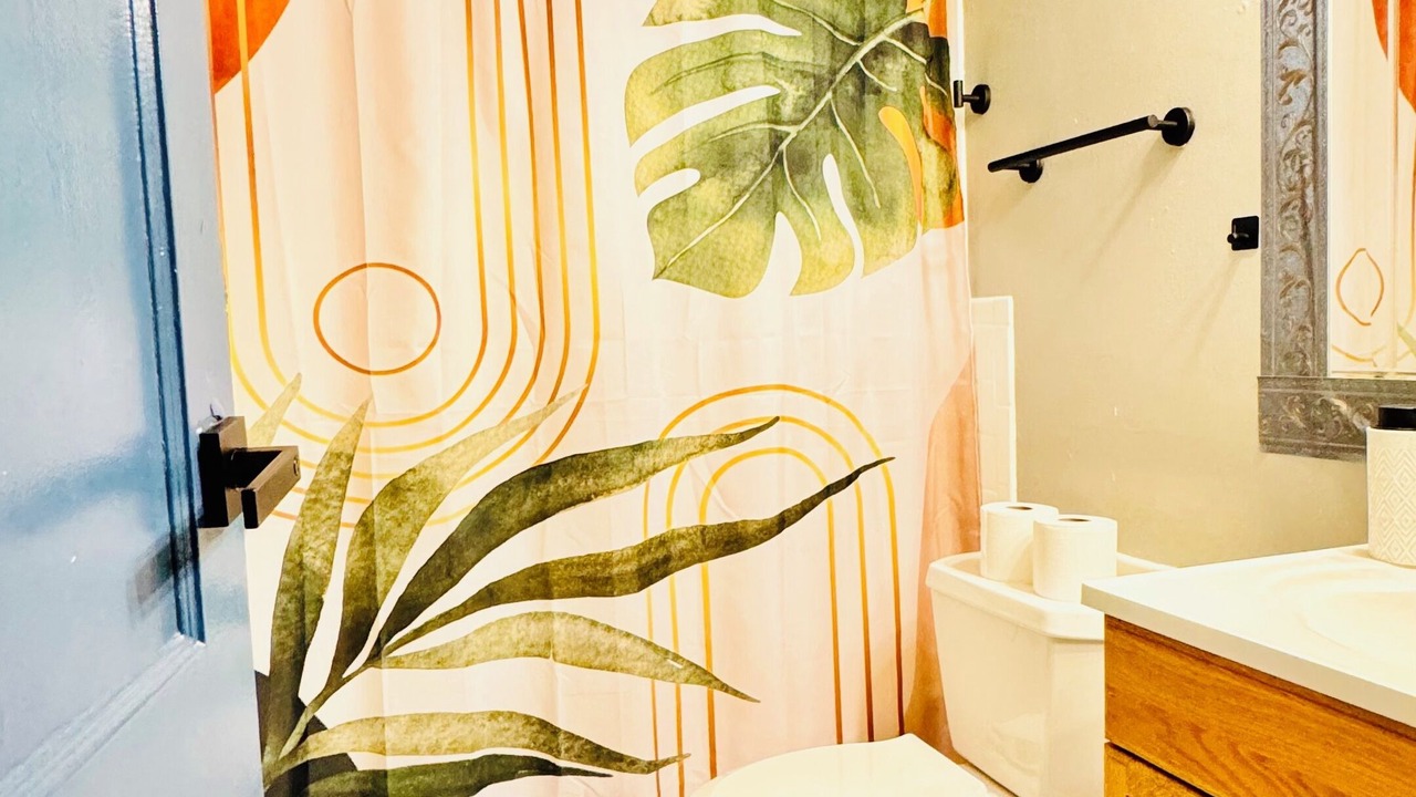 Photo of Bathroom in Aspen Hill