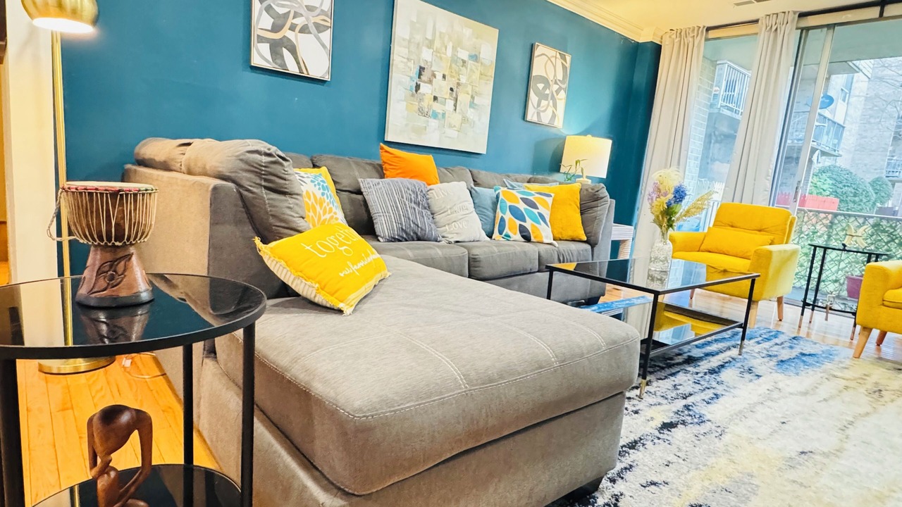 Photo of Livingroom in Aspen Hill