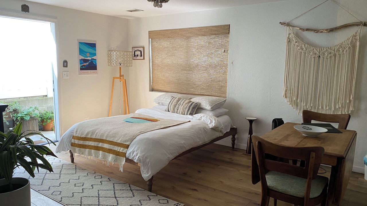 Photo of Bedroom in Silver Strand