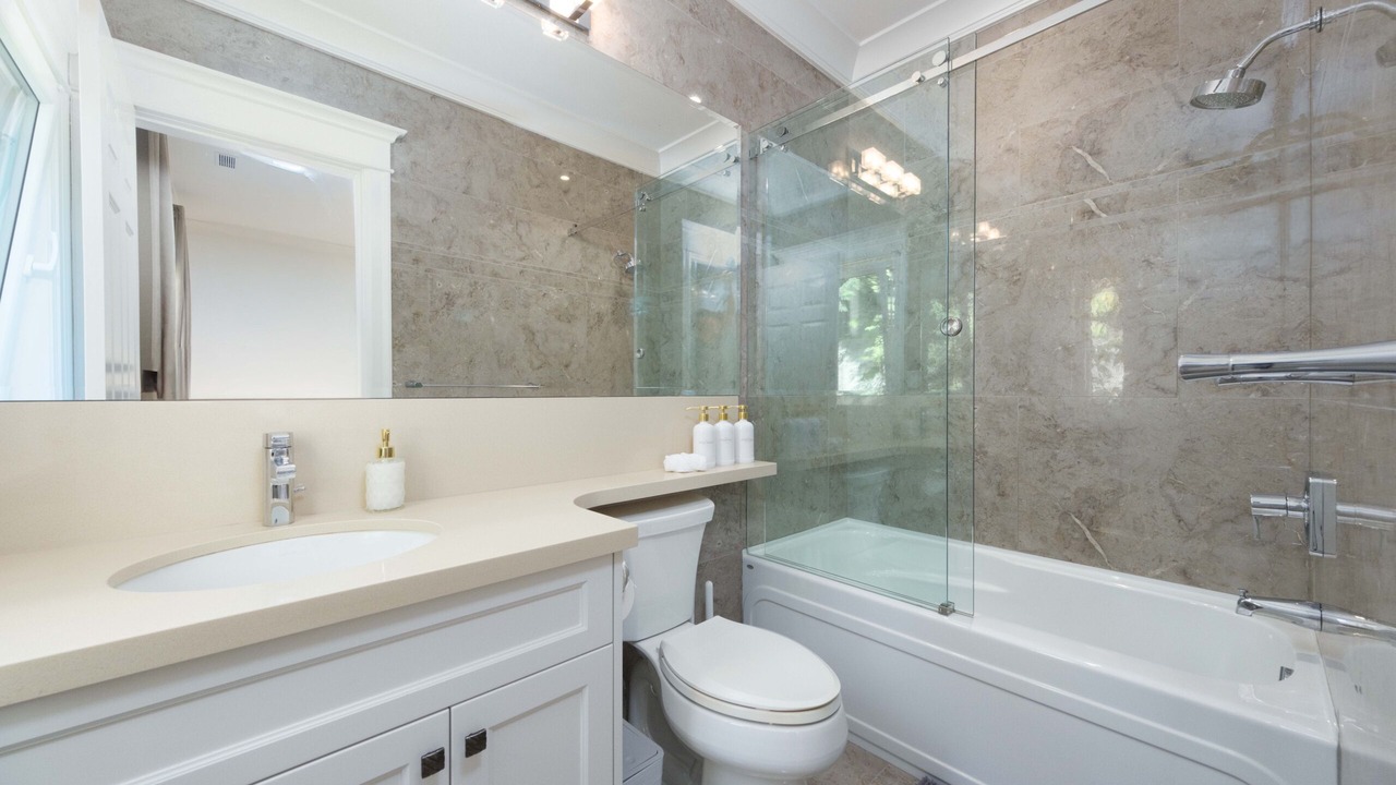 Photo of Bathroom in West Vancouver