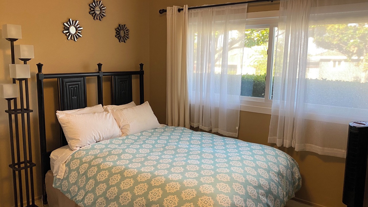 Photo of Bedroom in Ladera Heights