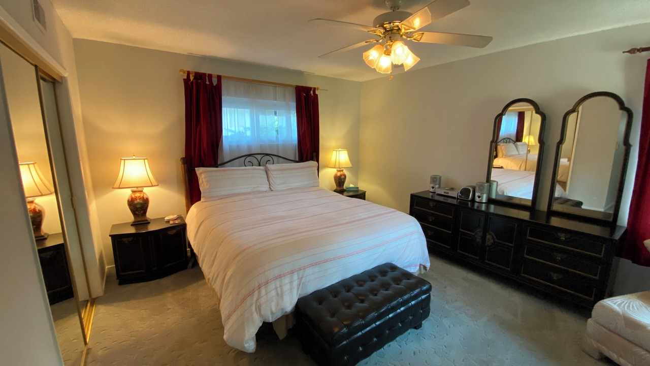 Photo of Bedroom in Ladera Heights