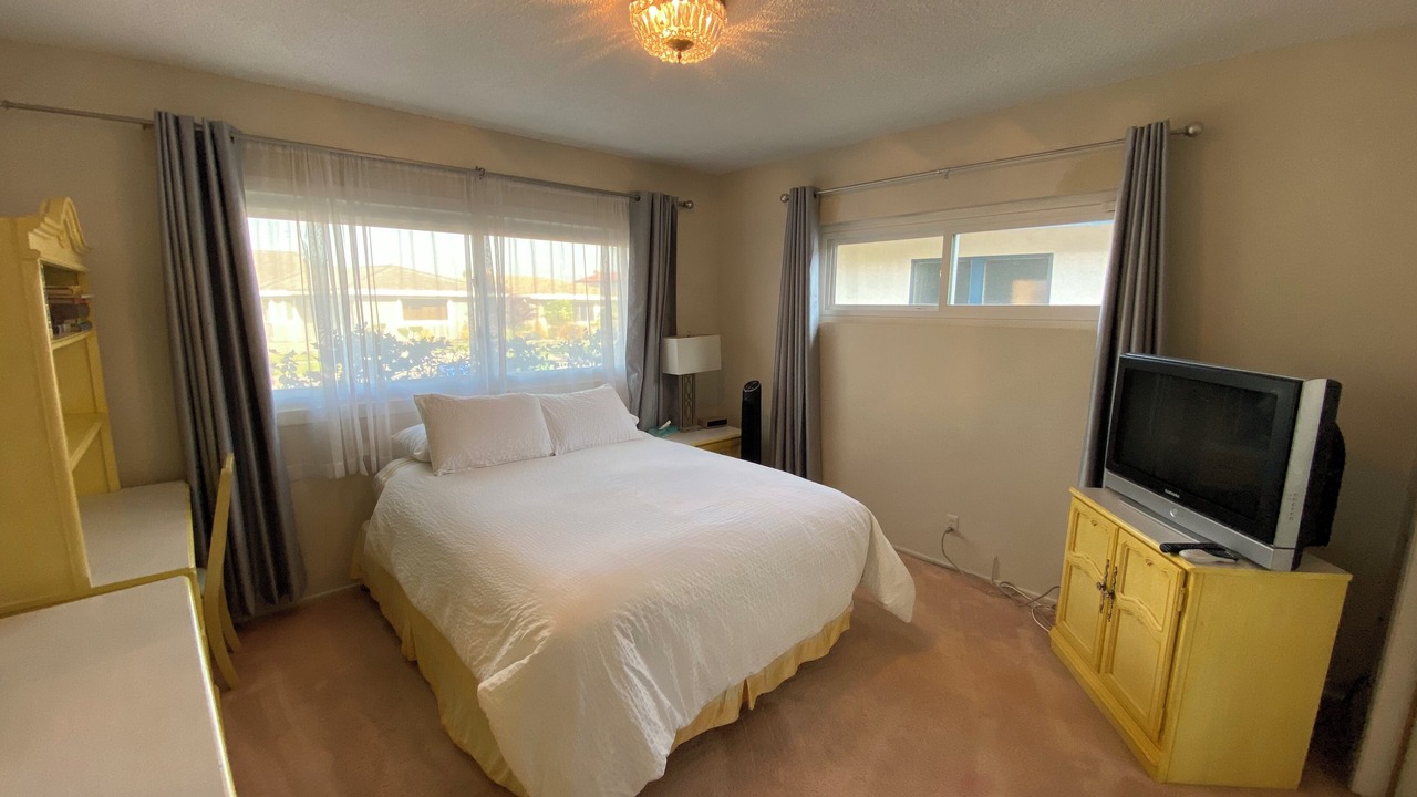 Photo of Bedroom in Ladera Heights
