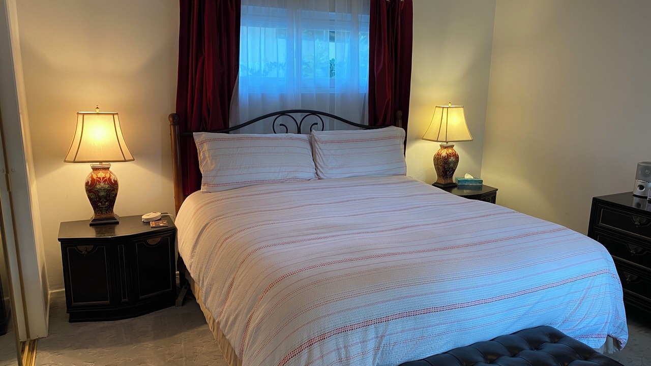 Photo of Bedroom in Ladera Heights