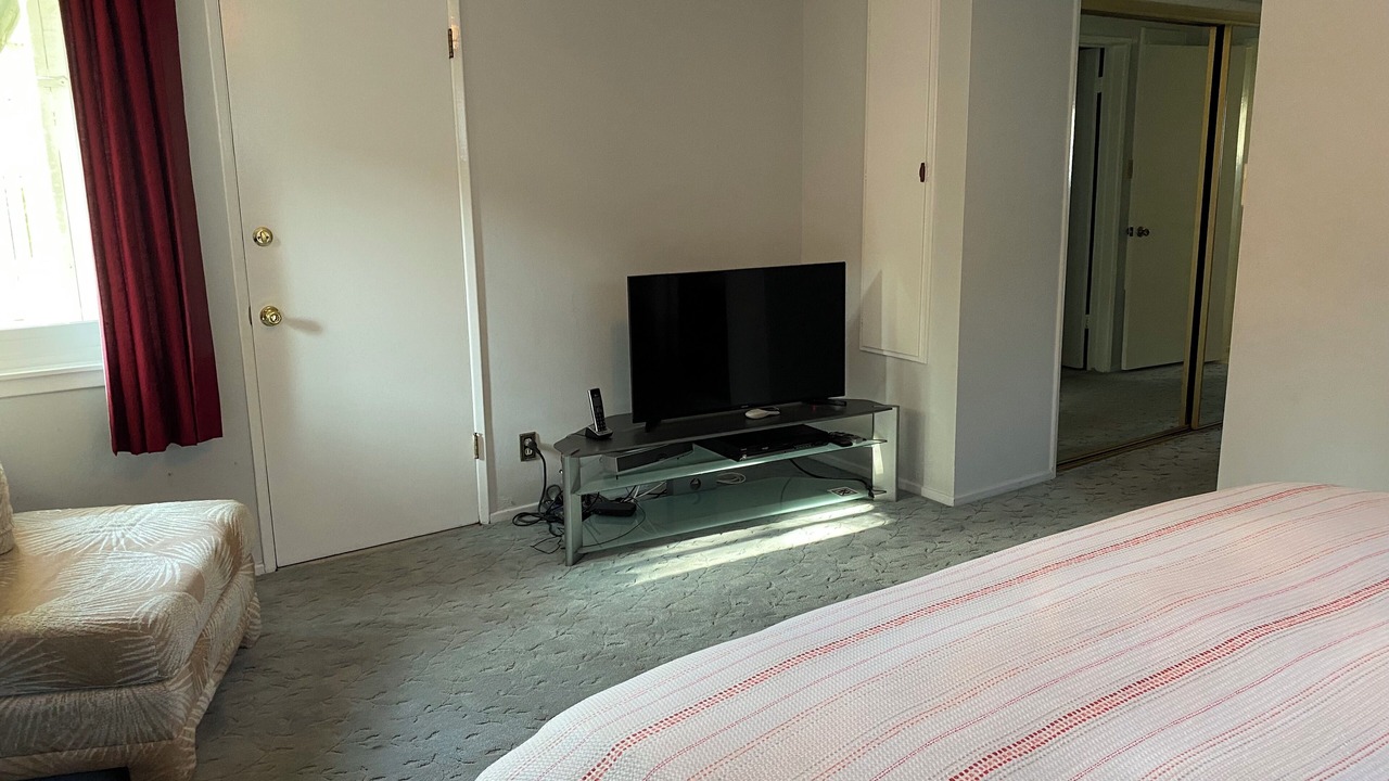 Photo of Bedroom in Ladera Heights