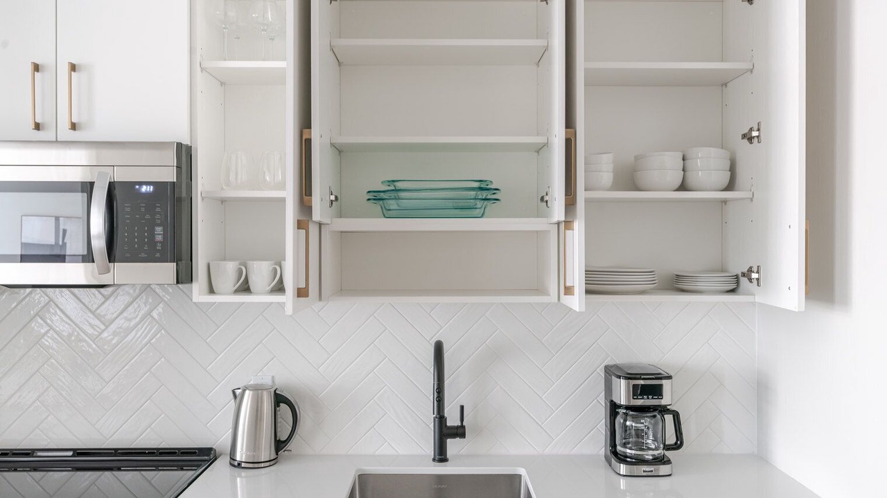 Photo of Kitchen in Woodmont Triangle
