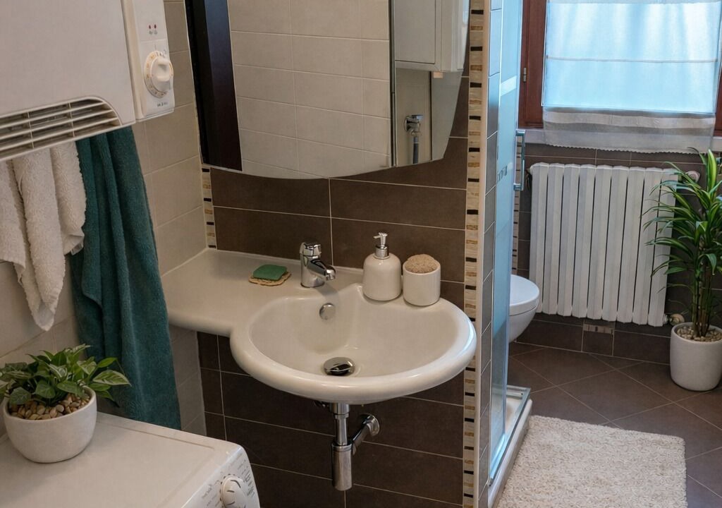 Photo of Bathroom in Bologna Fiere District