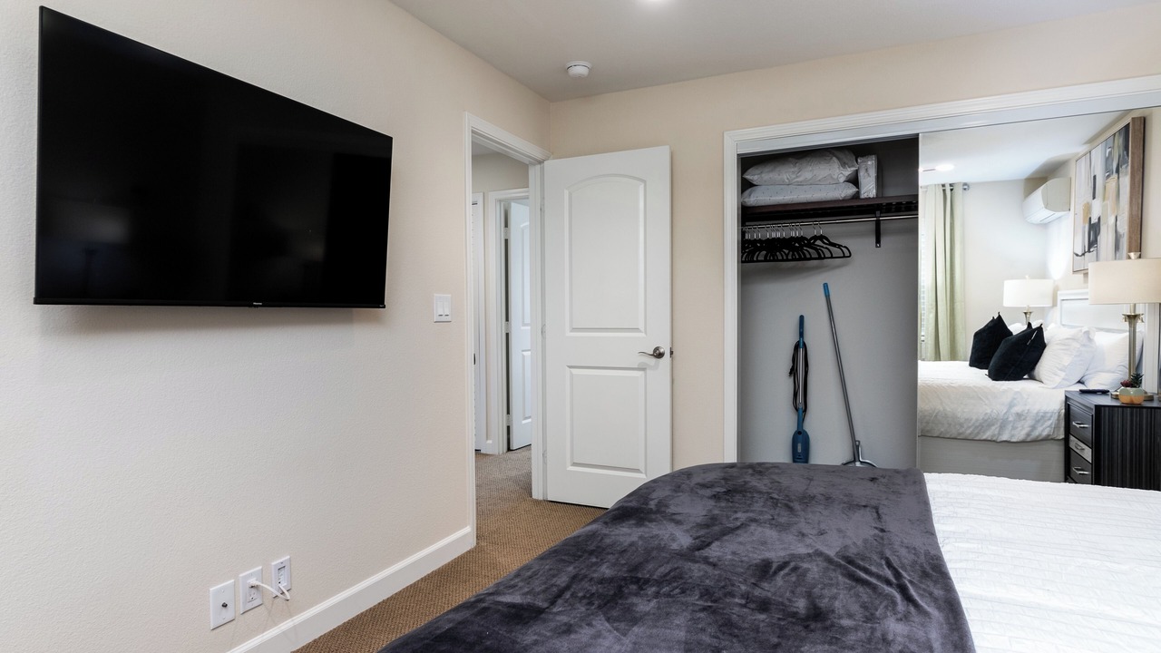 Photo of Bedroom in Thousand Oaks