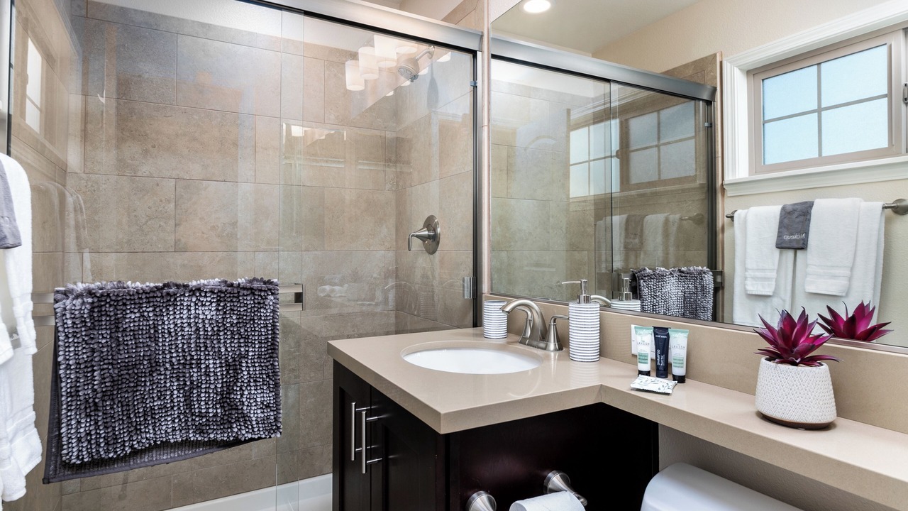 Photo of Bathroom in Thousand Oaks