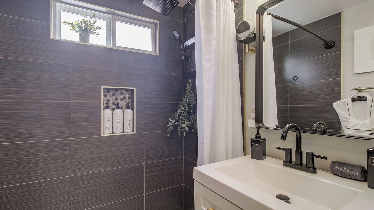 Photo of Bathroom in Hillcrest