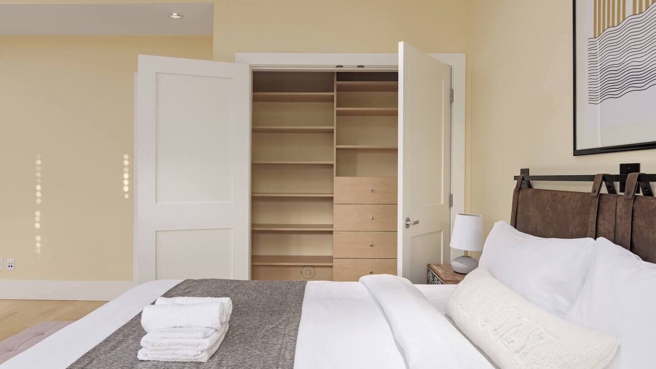 Photo of Bedroom in Lower Lonsdale