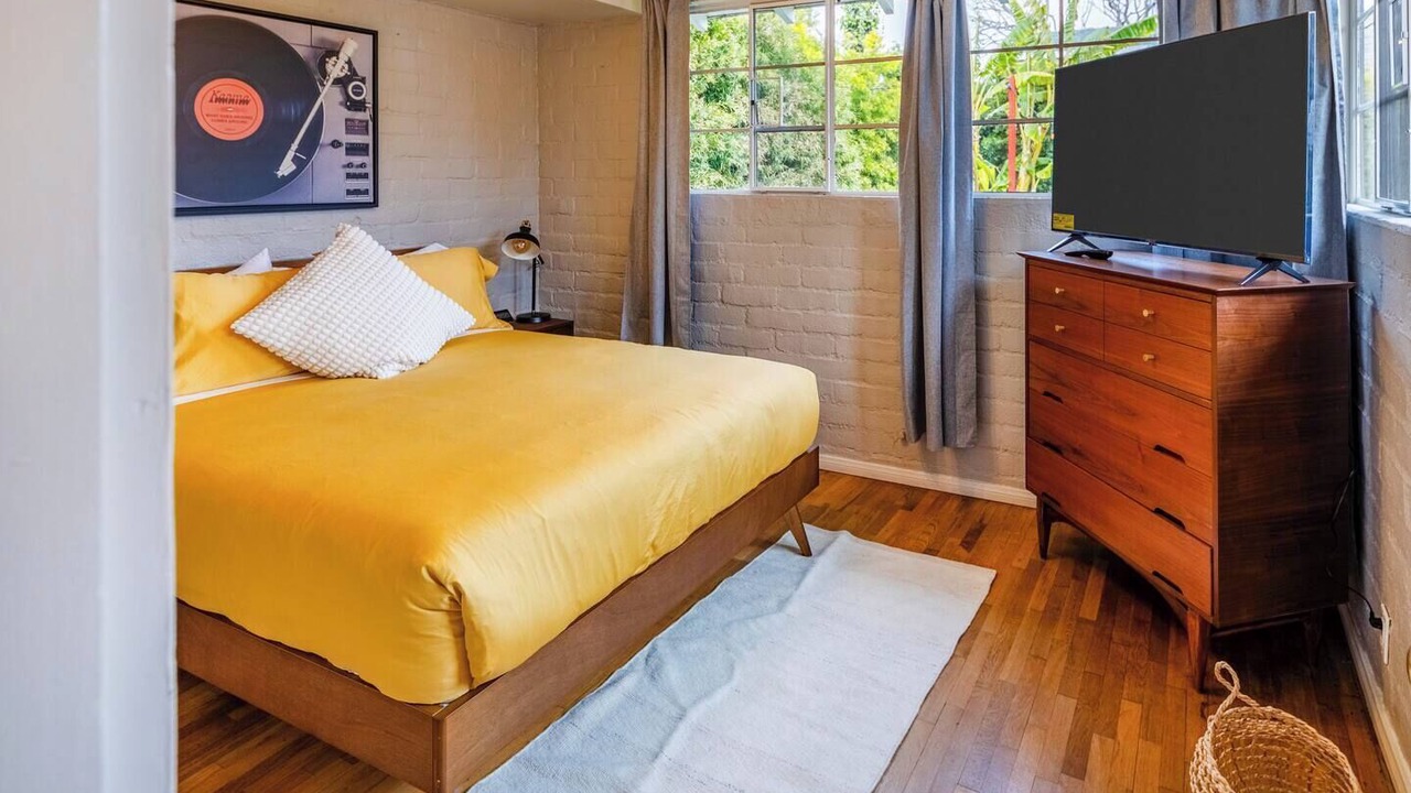 Photo of Bedroom in Mar Vista