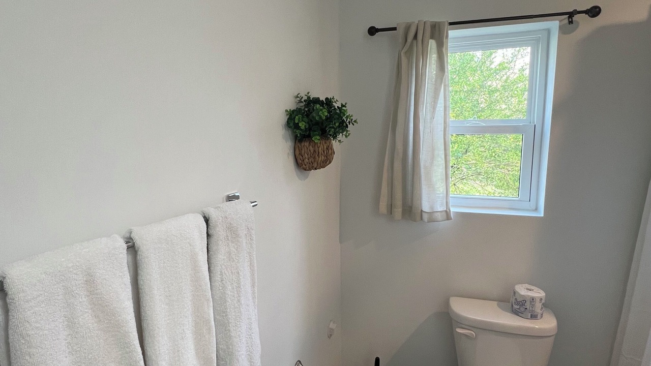 Photo of Bathroom in Plaza Midwood
