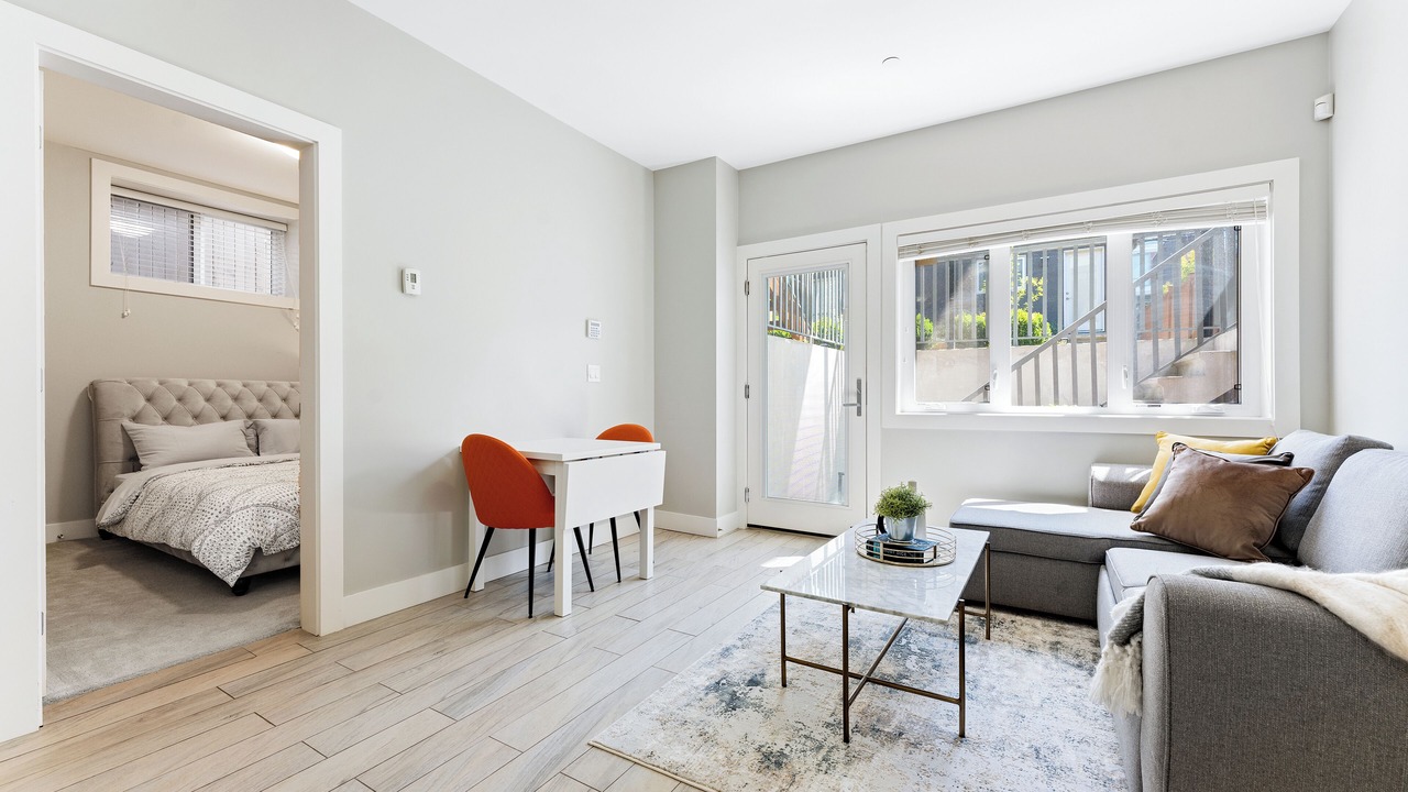 Photo of Livingroom in Riley Park-Little Mountain