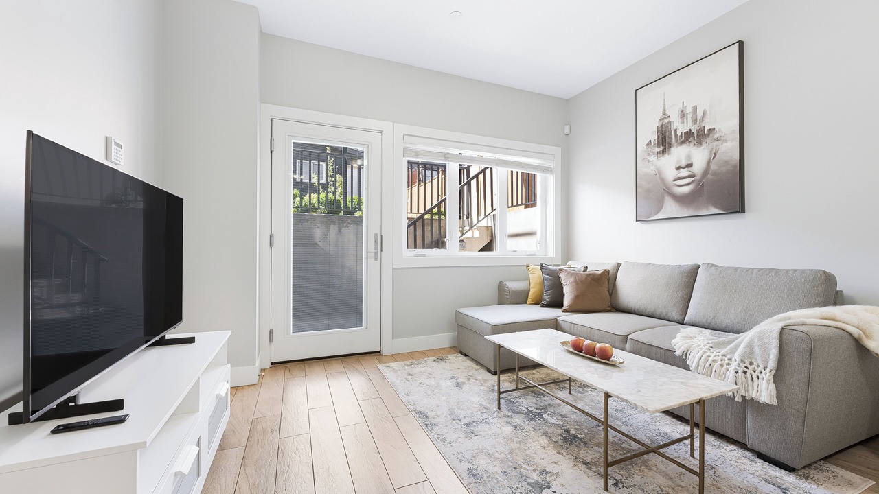 Photo of Livingroom in Riley Park-Little Mountain