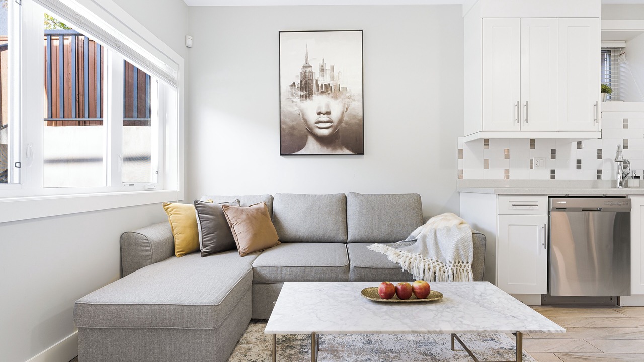 Photo of Livingroom in Riley Park-Little Mountain