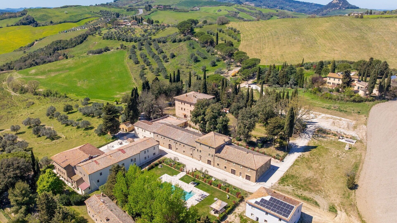 Photo of Others in Volterra