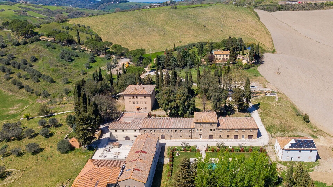 Photo of Others in Volterra