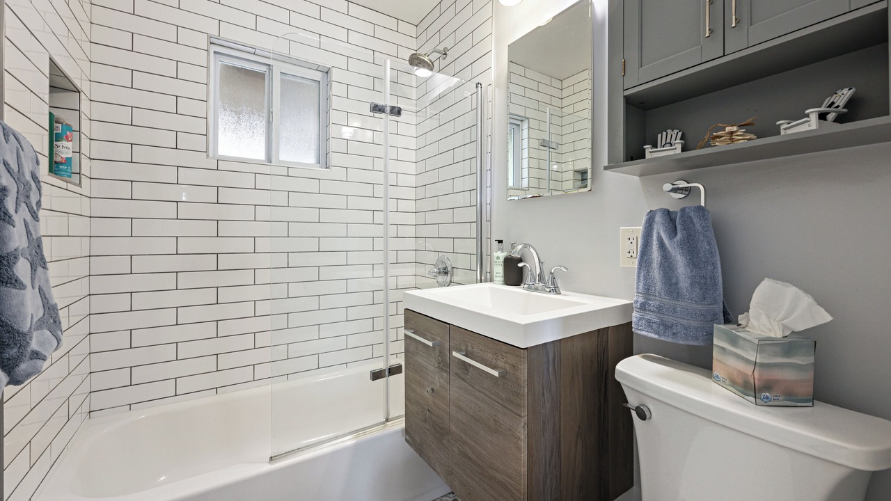 Photo of Bathroom in Bay Ho