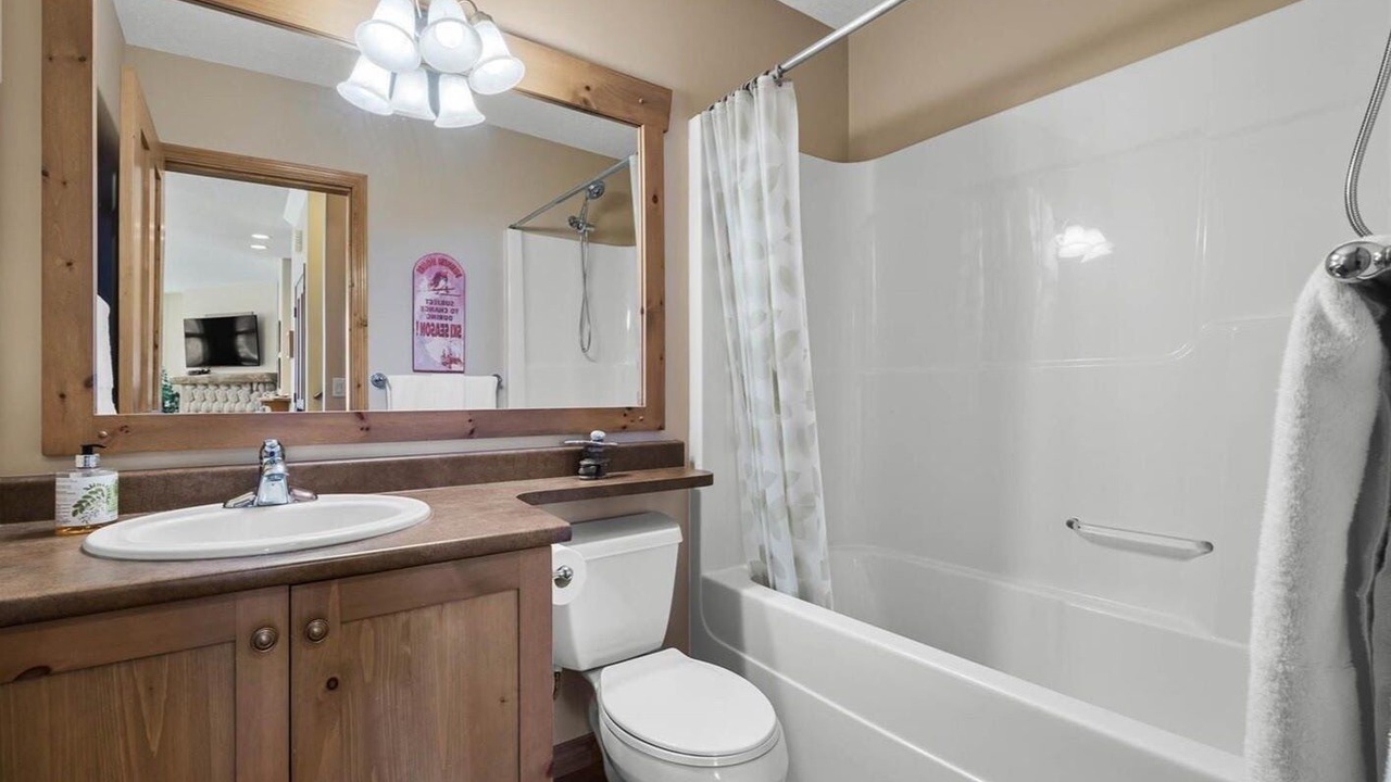 Photo of Bathroom in Sun Peaks