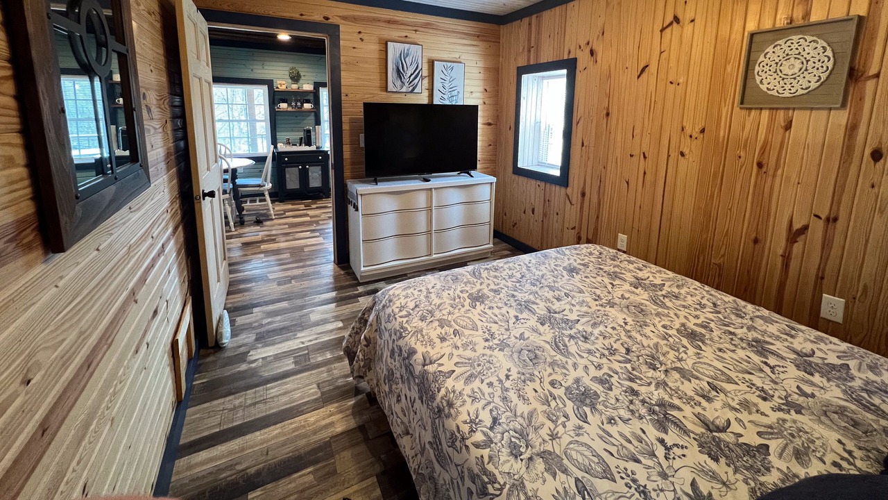 Photo of Bedroom in Goreville