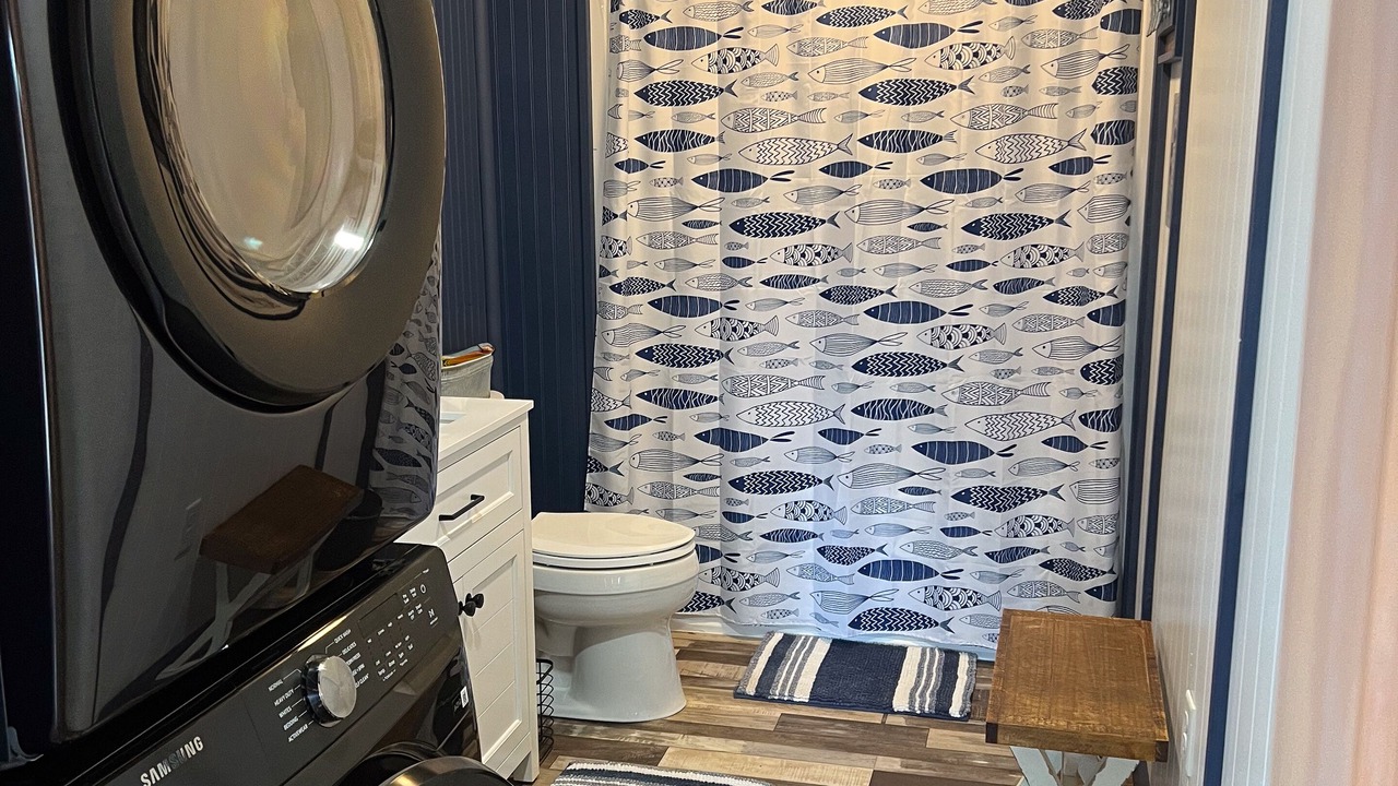 Photo of Bathroom in Goreville