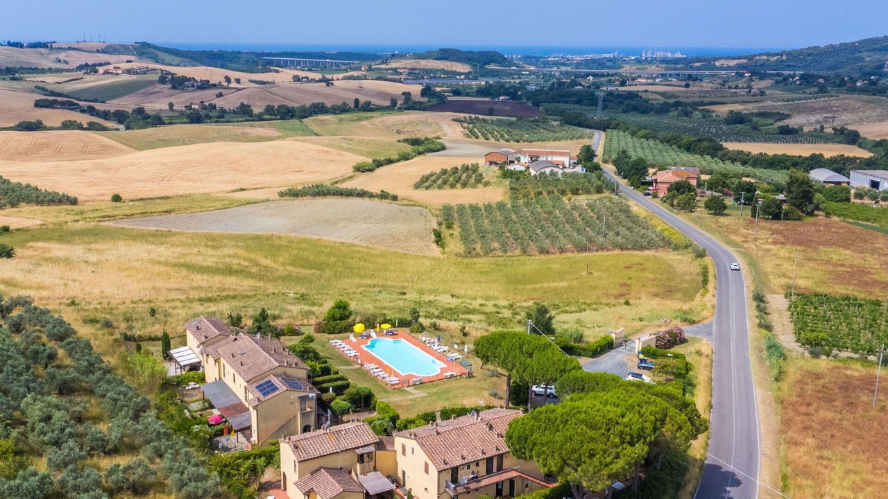 Photo of Outdoor in Castellina Marittima